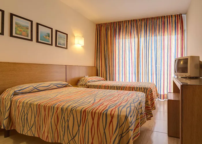 Htop Palm & #htopenjoy Hotel